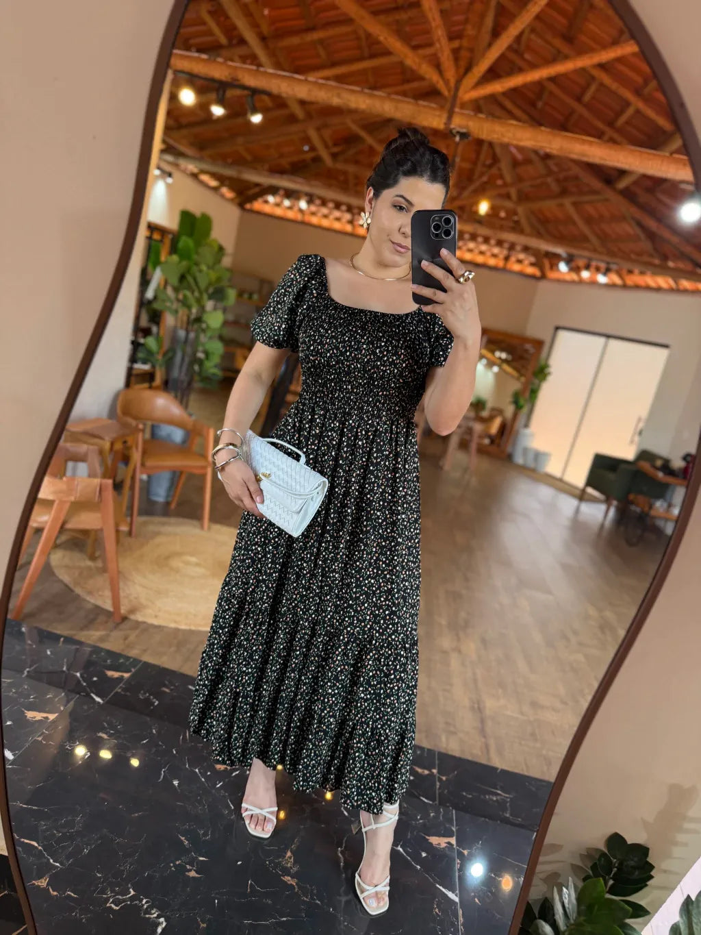 1268 | Vestido Lancey - Preto Floral